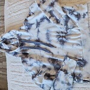 90 degrees hoodie with thumbholes